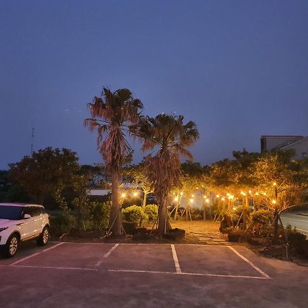 Purmir Pension Seogwipo Exterior foto